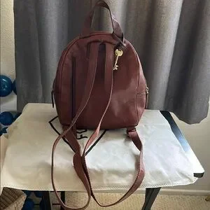 Fossil Brown Leather Backpack with Structured Design Amazon.com: Fossil Men main image 4